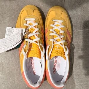 Adidas Gazelle yellow and pink Sneakers